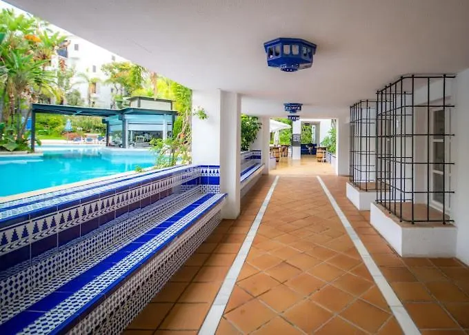 Apartamento Lujo En Complejo Alanda Club Marbella